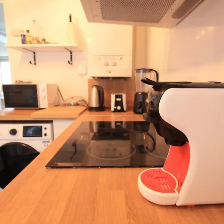 Derniere Reservations Avant Indisponibilite En Septembre Pour 12 Mois, Illimites Jacuzzi Bain A Remous Interieur, Sauna Interieur, Parking Reserve, Vue Et Acces Parc, Prestations Uniques, 1er Etage Apartmán Corbeil-Essonnes