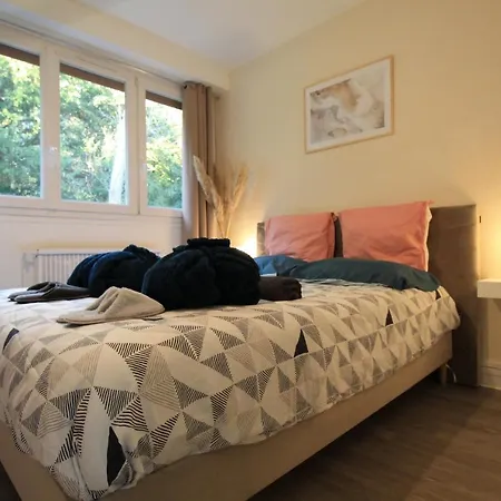 Apartmán Derniere Reservations Avant Indisponibilite En Septembre Pour 12 Mois, Illimites Jacuzzi Bain A Remous Interieur, Sauna Interieur, Parking Reserve, Vue Et Acces Parc, Prestations Uniques, 1er Etage