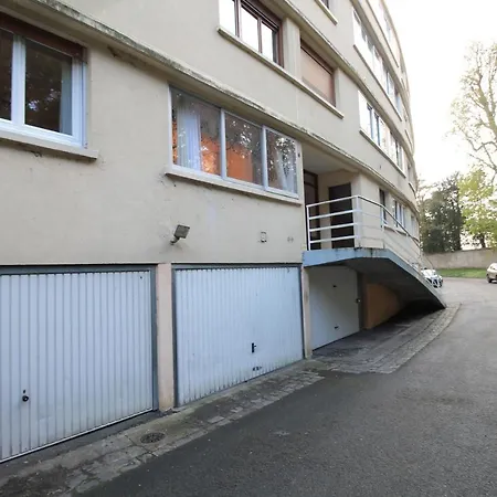 Derniere Reservations Avant Indisponibilite En Septembre Pour 12 Mois, Illimites Jacuzzi Bain A Remous Interieur, Sauna Interieur, Parking Reserve, Vue Et Acces Parc, Prestations Uniques, 1er Etage Apartmán